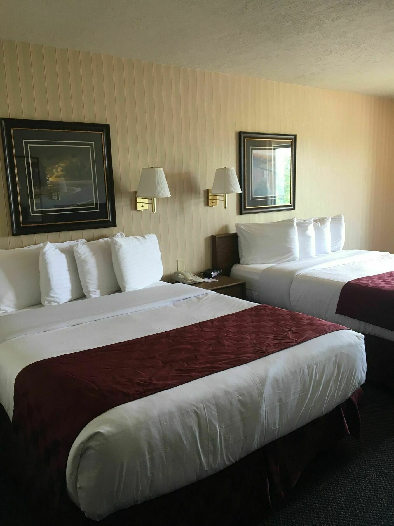 Americas Best Value Inn & Suites Ft Collins E At I-25 Fort Collins Eksteriør billede