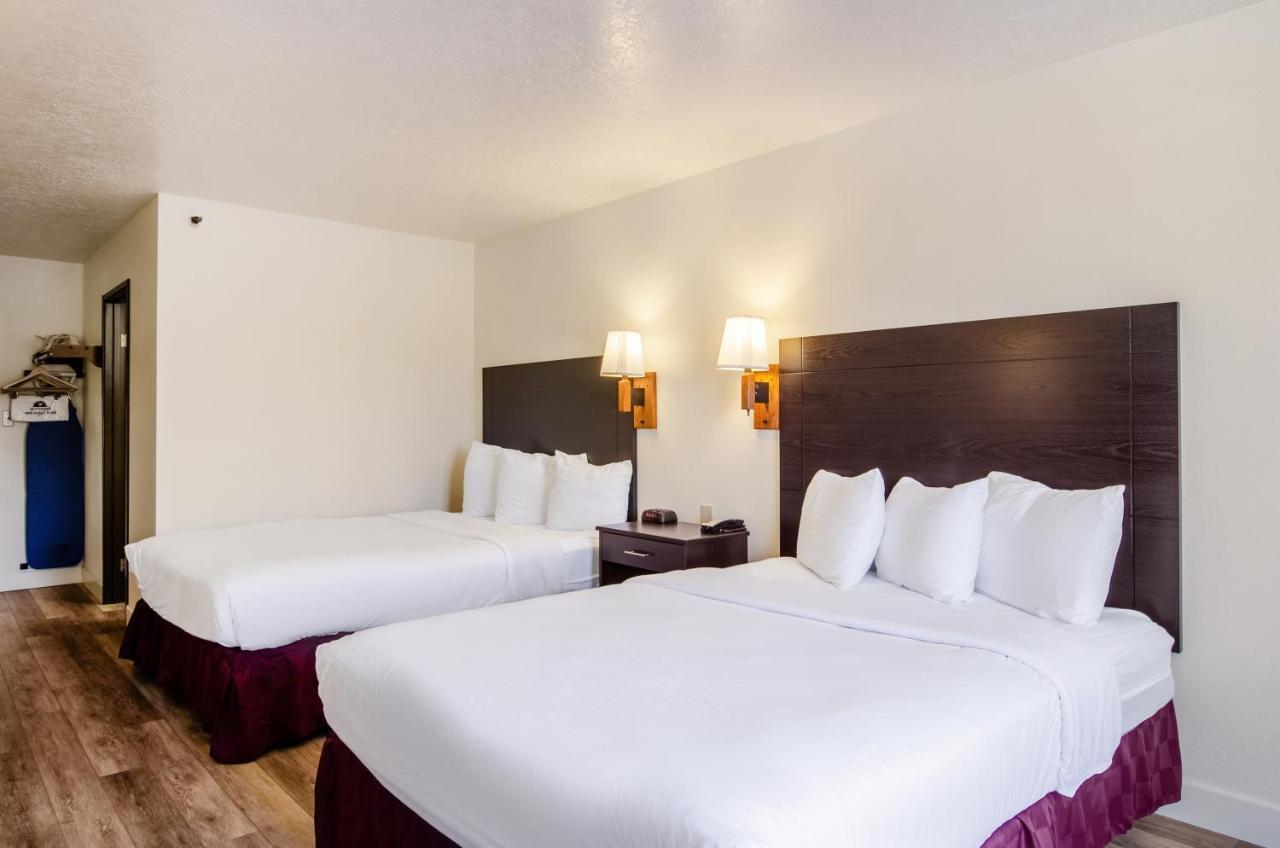 Americas Best Value Inn & Suites Ft Collins E At I-25 Fort Collins Eksteriør billede